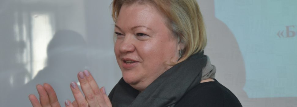 «Пока минусов от объединения больниц я не выявила». В Кудымкаре побывала министр здравоохранения Прикамья