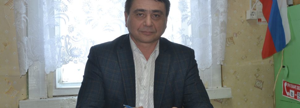 Глава Кочевского района надеется, что подрядчик уберёт развалины и построит рухнувший в Усть-Силайке спортзал заново