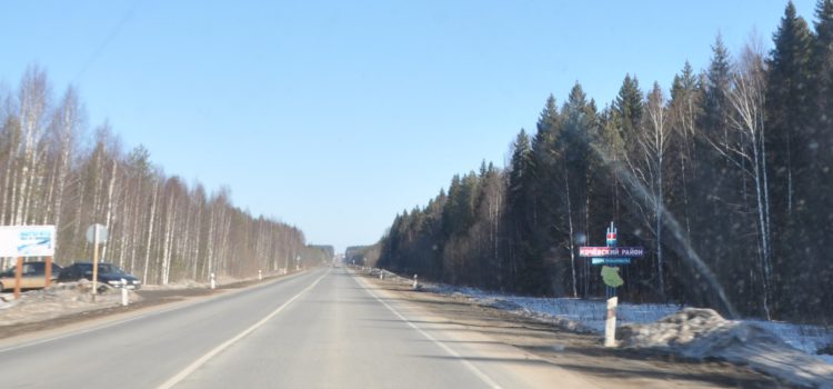 В Кочевском районе мужчина с ножом напал на подростка