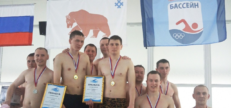 В бассейне прошли соревнования сотрудников СИЗО