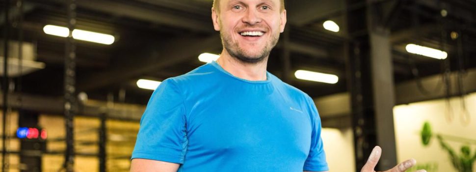 Кудымкар посетит опытный инструктор по йоге Алексей Первухин. 7 причин побывать на его занятиях