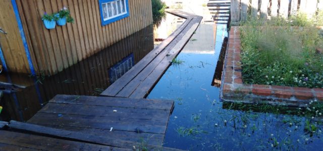 Вода в Гайнском районе заходит в дома. Вчера власти ввели режим ЧС