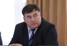 Владимира Хозяшева избрали заместителем председателя комитета по развитию инфраструктуры