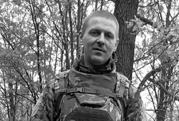 Истомин