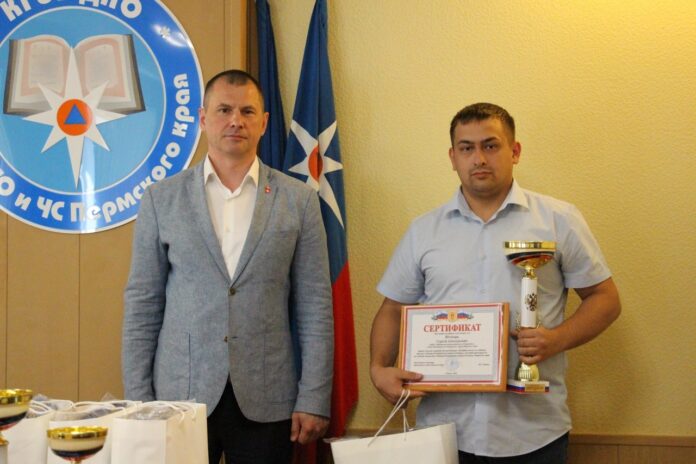 Преподаватель Юрлинской средней школы Сергей Анатольевич Штукарь