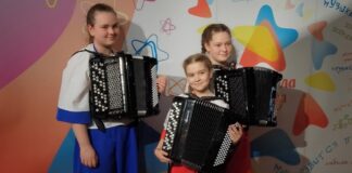 Юрлинские баянистки выиграли специальный приз на телевизионном конкурсе
