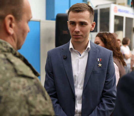 Герой России Владислав Головин поблагодарил работников Пермских предприятий