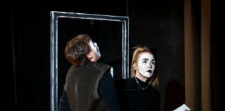 20-летняя Жанна Калинина готовится стать актрисой Коми-Пермяцкого драмтеатра